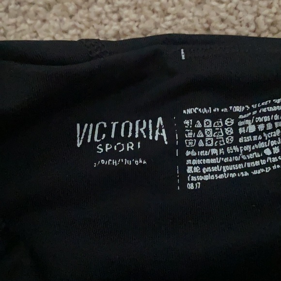 Victoria sport size small - Picture 2 of 2
